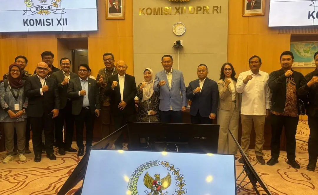 SUARA METI DI DPR